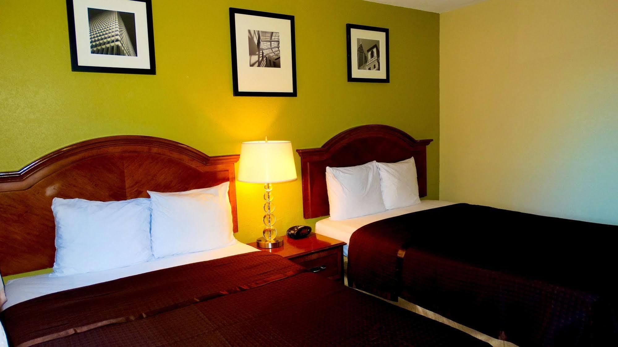 Savannah Garden Hotel Eksteriør bilde